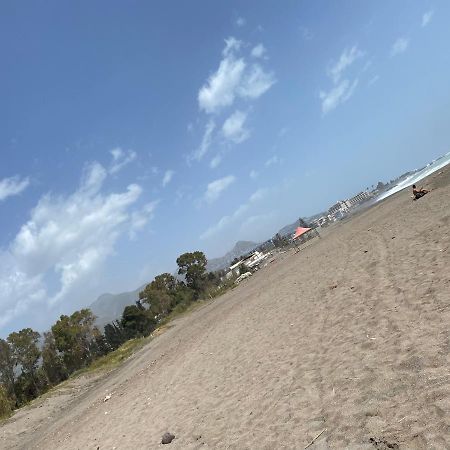 Naxos Beach Apartment Джардини-Наксос Экстерьер фото